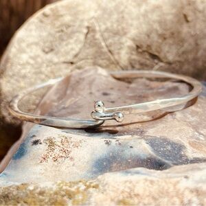 James Avery Hammered Hook On Silver Bracelet